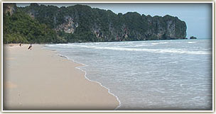 Visit beautiful beaches near Krabi
